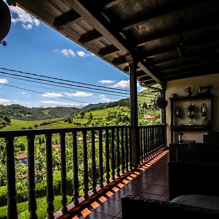Apartamentos 'Los Balcones De Nieda 2' Onís Esterno foto